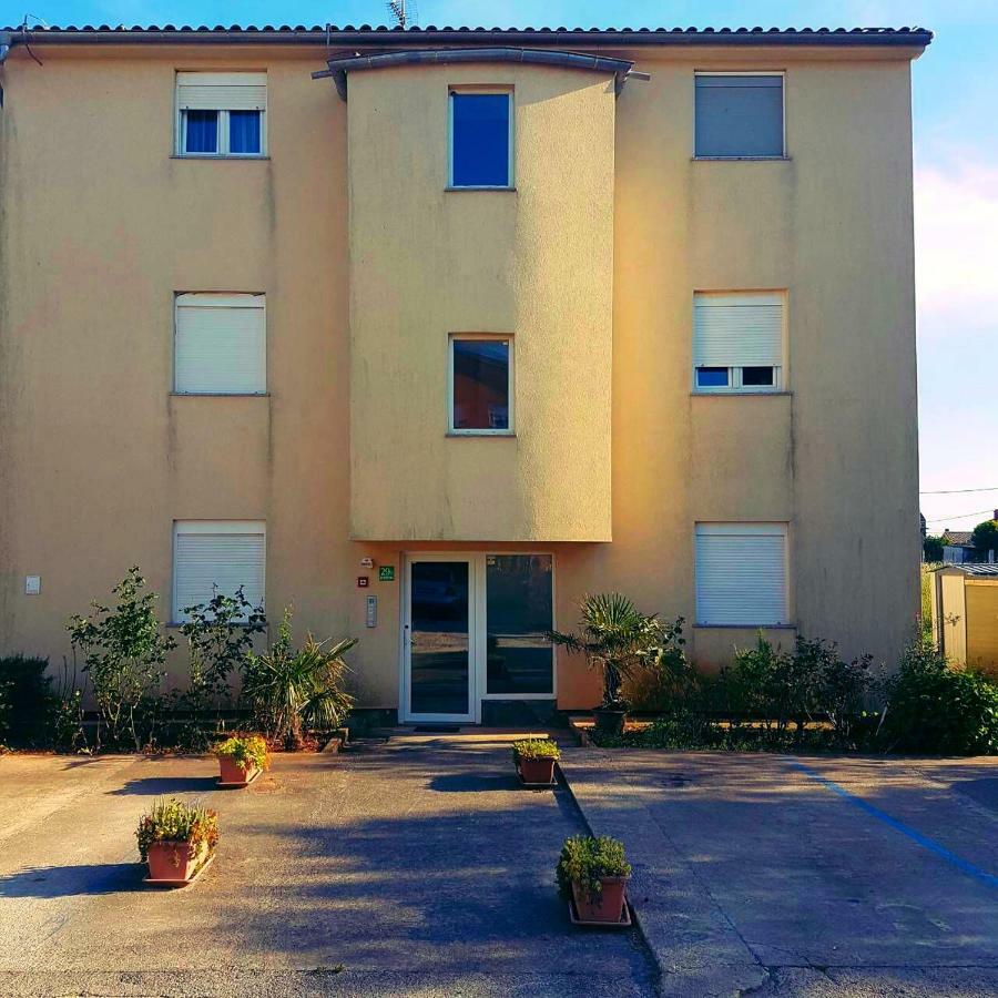 Apartment Alice Pula Extérieur photo